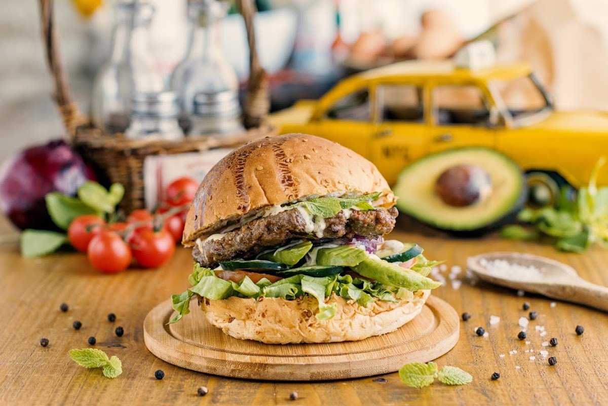 Willy's Burger - Hamburgher A Tema Serie Tv-7